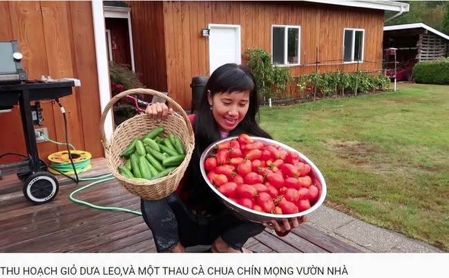 Youtuber Nhung Hà mê hoặc các bà nội trợ Việt với những clip thu hoạch rau củ xanh mướt mắt - Ảnh 5. Youtuber Nhung Hà mê hoặc các bà nội trợ Việt với những clip thu hoạch rau củ xanh mướt mắt - Ảnh 5.