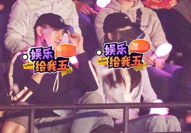Với tốc độ thay tình mới chóng mặt, netizen lại tiếp tục bắt gặp hình ảnh Lâm Canh Tân tay trong tay với gái lạ - Ảnh 3.