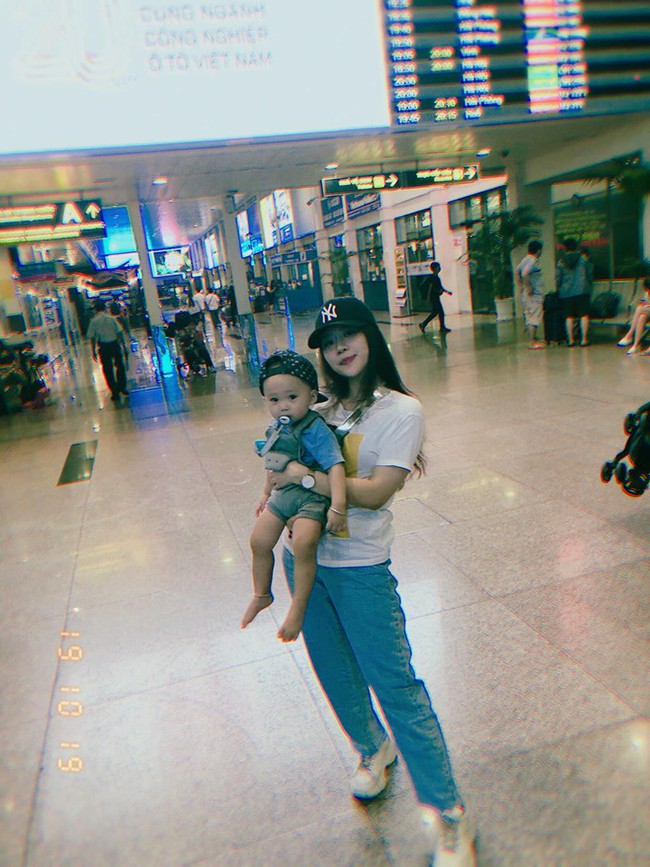 Cuối tuần của các hot mom: Lần đầu Hương Baby khoe con trai mới sinh, Hương Trần vợ cũ Việt Anh đã có người mới? - Ảnh 12. Cuối tuần của các hot mom: Lần đầu Hương Baby khoe con trai mới sinh, Hương Trần vợ cũ Việt Anh đã có người mới? - Ảnh 12.