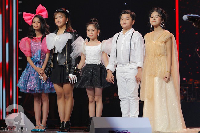 Quán quân The Voice Kids 2019: Con được giải cao vì may mắn hơn chứ so về giọng hát thì ai cũng bằng nhau - Ảnh 2.