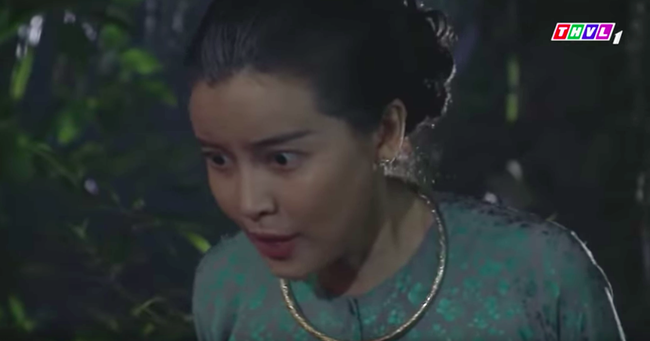 "Tiếng sét trong mưa": Bật khóc trước cảnh Lũ - Hứa Minh Đạt đã là hồn ma, quay về van xin Hiểm cứu mình - Ảnh 12. "Tiếng sét trong mưa": Bật khóc trước cảnh Lũ - Hứa Minh Đạt đã là hồn ma, quay về van xin Hiểm cứu mình - Ảnh 12.