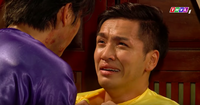 "Tiếng sét trong mưa": Xuân bị Thanh Bình đánh sưng mặt, đau phát khóc vẫn nói dối đã ngủ với Phượng - Ảnh 10. "Tiếng sét trong mưa": Xuân bị Thanh Bình đánh sưng mặt, đau phát khóc vẫn nói dối đã ngủ với Phượng - Ảnh 10.