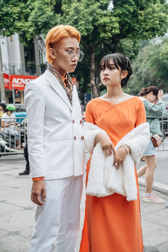 Street style AVIFW ngày 2: Giới trẻ lên đồ với sức sáng tạo vô biên nhưng vẫn bị &quot;chặt đẹp&quot; bởi độ chơi của các nhóc tỳ - Ảnh 9.