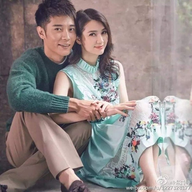 "Mỹ nhân vạn người mê" bị tài tử "Hoa Thiên Cốt" cắm sừng, khiến công chúng hoang mang trước hình ảnh phì phèo thuốc lá - Ảnh 6. "Mỹ nhân vạn người mê" bị tài tử "Hoa Thiên Cốt" cắm sừng, khiến công chúng hoang mang trước hình ảnh phì phèo thuốc lá - Ảnh 6.