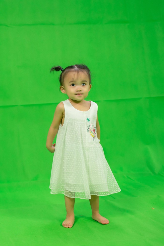 Xúc động với bức tâm thư Vy Oanh dành cho công chúa nhỏ trong ngày sinh nhật 2 tuổi - Ảnh 3.