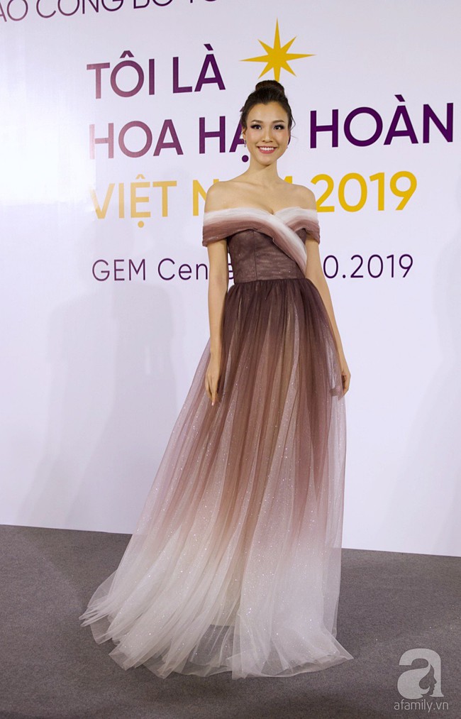 Thúy Vân đầy gợi cảm, Tường Linh nổi bật giữa dàn nhan sắc Hoa hậu Hoàn vũ Việt Nam 2019 - Ảnh 19.