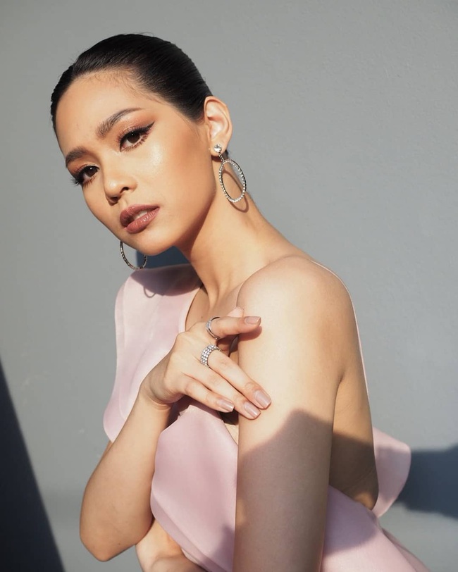 Chiêm ngưỡng nhan sắc Tân Hoa hậu Quốc tế 2019, người đẹp Thái Lan đầu tiên đăng quang đầy thuyết phục với nhan sắc và học vấn &quot;đỉnh&quot; - Ảnh 4.