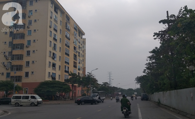 Hà Nội: Lại mịt mù, ô nhiễm không khí báo động đến sức khỏe con người - Ảnh 1.