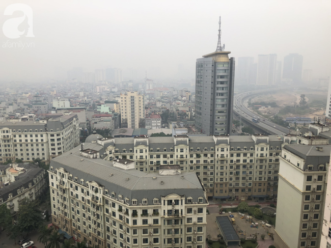 Hà Nội: Lại mịt mù, ô nhiễm không khí báo động đến sức khỏe con người - Ảnh 20.