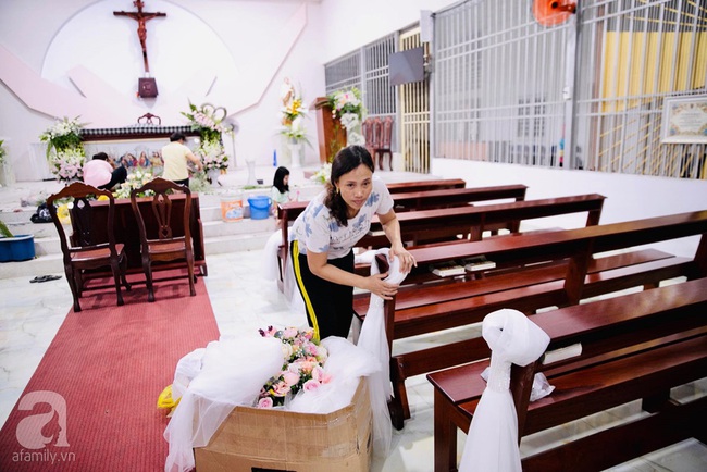 Hé lộ khung cảnh lộng lẫy tại căn biệt thự &quot;khủng&quot; nhà Bảo Thy và nhà thờ nơi làm lễ trước giờ G đám cưới - Ảnh 9.