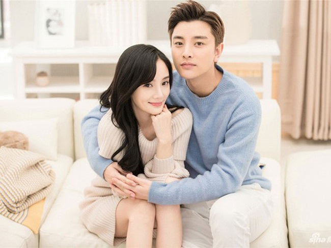 Hậu ly hôn Lý Tiểu Lộ, Giả Nãi Lượng khoe cơ, tắm tập thể trong phim đóng với bạn gái tin đồn - Ảnh 7. Hậu ly hôn Lý Tiểu Lộ, Giả Nãi Lượng khoe cơ, tắm tập thể trong phim đóng với bạn gái tin đồn - Ảnh 7.