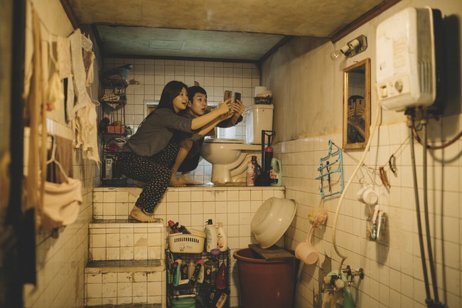 Cuộc sống bi thảm ở khu ổ chuột của người nghèo Hàn Quốc  - Ảnh 1.