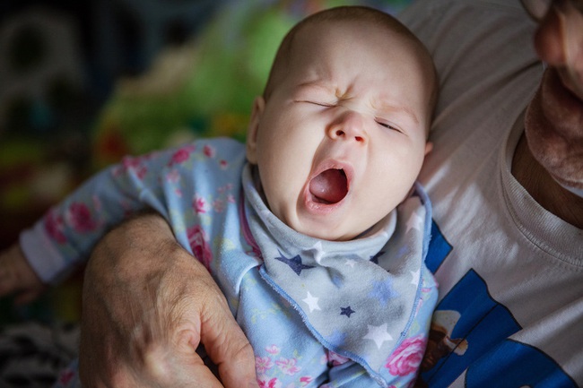 10 sai lầm của cha mẹ khiến cho con ngủ không ngon, làm ảnh hưởng đến sự phát triển trí não và thể chất của con - Ảnh 8.