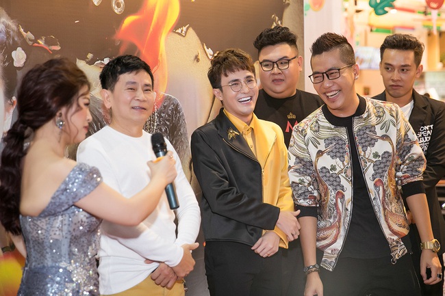 Kiều Linh tố Nam Thư ưu ái cho Huỳnh Lập mặc đến 4 bộ đồ trong phim mới - Ảnh 7.