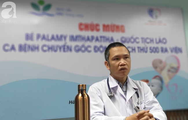 TS Nguyễn Lý Thịnh Trường, Giám đốc Trung tâm Tim mạch trẻ em chia sẻ về ca phẫu thuật. TS Nguyễn Lý Thịnh Trường, Giám đốc Trung tâm Tim mạch trẻ em chia sẻ về ca phẫu thuật.