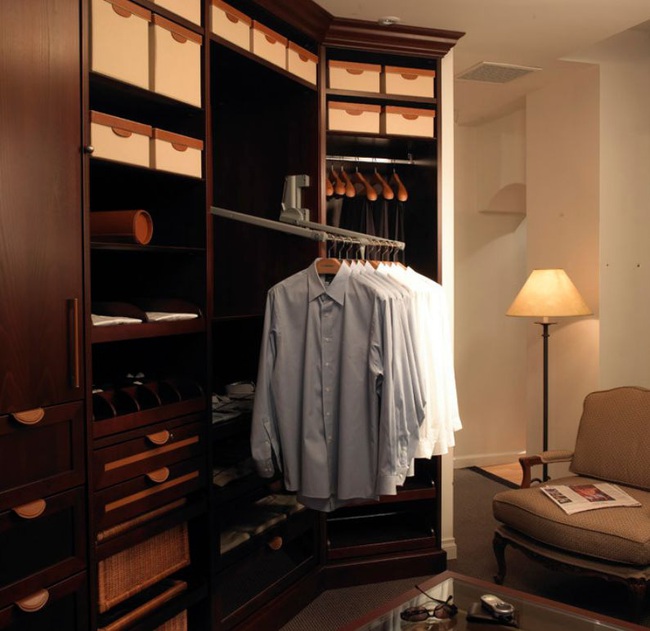 Ý tưởng tổ chức nơi lưu trữ quần áo tùy chỉnh cho không gian nhà rộng và hẹp - Ảnh 14.