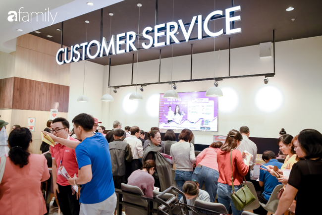Cận cảnh bên trong đại siêu thị Aeon Mall Hà Đông: Quầy đồ ăn hàng nghìn món hấp dẫn, chỉ nhận thanh toán tiền mặt - Ảnh 21. Cận cảnh bên trong đại siêu thị Aeon Mall Hà Đông: Quầy đồ ăn hàng nghìn món hấp dẫn, chỉ nhận thanh toán tiền mặt - Ảnh 21.