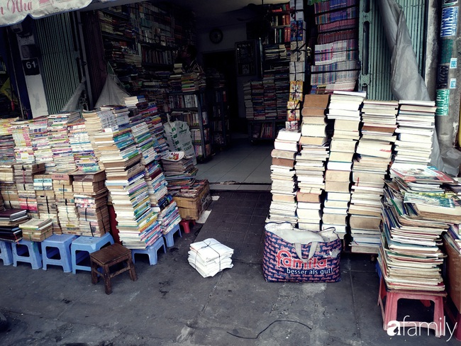 Hồi tưởng về một thời hoàng kim của sách xưa, báo giấy trên phố sách cũ Trần Nhân Tôn, Sài Gòn - Ảnh 10.