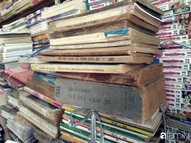 Hồi tưởng về một thời hoàng kim của sách xưa, báo giấy trên phố sách cũ Trần Nhân Tôn, Sài Gòn - Ảnh 8.