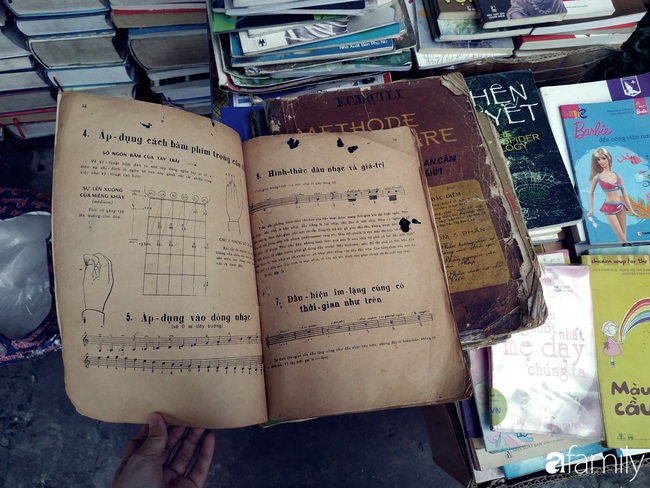 Hồi tưởng về một thời hoàng kim của sách xưa, báo giấy trên phố sách cũ Trần Nhân Tôn, Sài Gòn - Ảnh 11.