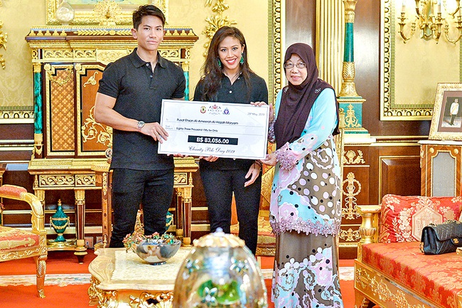 Hoàng gia Brunei chơi trội cử 4 thành viên tham dự SEA Games 2019, đáng chú ý nhất là 2 nàng công chúa khiến ai cũng kiêng nể - Ảnh 6.