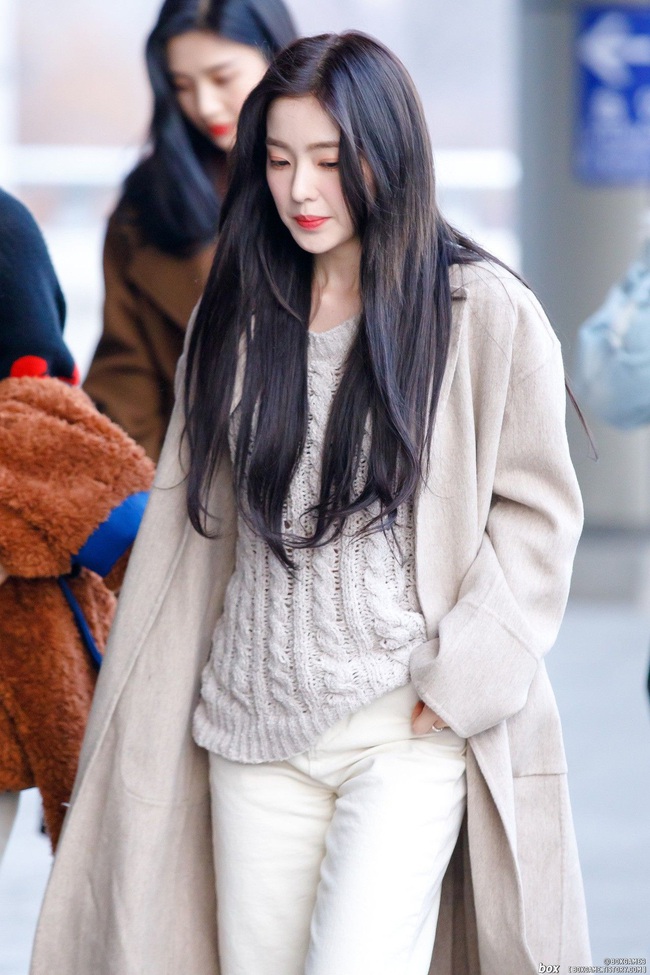11 ý tưởng diện áo len từ Irene (Red Velvet): Toàn đơn giản mà sao vẫn thanh lịch và thời thượng đến thế! - Ảnh 6.