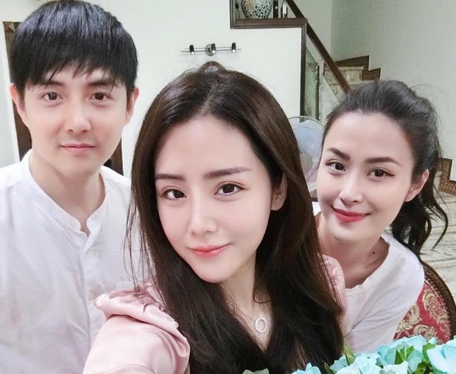 Cận kề ngày đám cưới anh trai, em gái Ông Cao Thắng khoe món quà cùng lời nhắn đặc biệt khiến dân tình nhấp nhổm muốn biết "người đó là ai?" - Ảnh 7. Cận kề ngày đám cưới anh trai, em gái Ông Cao Thắng khoe món quà cùng lời nhắn đặc biệt khiến dân tình nhấp nhổm muốn biết "người đó là ai?" - Ảnh 7.
