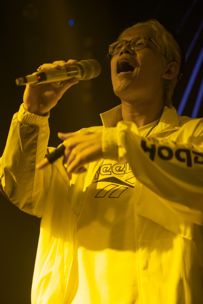 Vắng Tóc Tiên, Da LAB quẩy tung sân khấu bằng loạt bài hit triệu view - Ảnh 3.