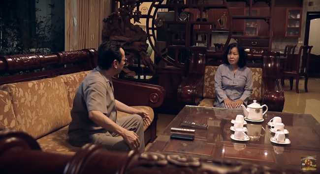 "Sinh tử" tập 6: Việt Anh sợ xanh mặt khi nghe Chủ tịch Trần Nghĩa (NSND Hoàng Dũng) thông báo sắp ăn cơm tù - Ảnh 6. "Sinh tử" tập 6: Việt Anh sợ xanh mặt khi nghe Chủ tịch Trần Nghĩa (NSND Hoàng Dũng) thông báo sắp ăn cơm tù - Ảnh 6.