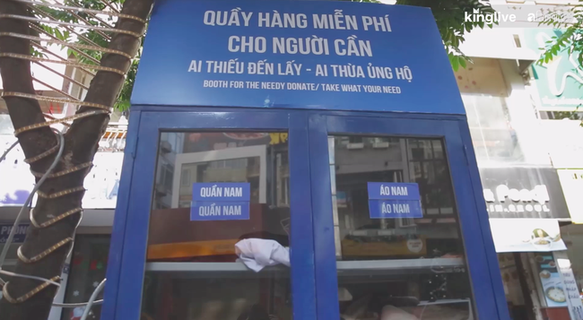 Thực trạng tại các tủ quần áo từ thiện tại Hà Nội: Bừa bộn gây mất trật tự và nhóm người tranh cướp trục lợi cá nhân - Ảnh 2.
