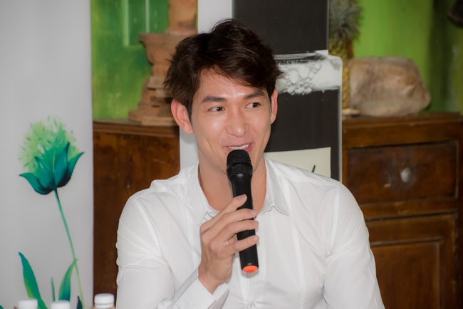 Song Luân từng bị chê bai diễn xuất, đi casting phim đạo diễn thẳng mặt bảo về làm ca sĩ đi - Ảnh 4. Song Luân từng bị chê bai diễn xuất, đi casting phim đạo diễn thẳng mặt bảo về làm ca sĩ đi - Ảnh 4.