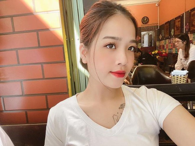 Điểm mặt dàn hot girl Nghệ An là bạn gái tin đồn, vợ sắp cưới của cầu thủ - Ảnh 13.