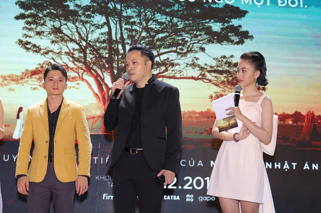 &quot;Mắt Biếc&quot; càn quét showbiz Việt: &quot;Có chàng trai viết lên cây&quot; của Phan Mạnh Quỳnh cất lên là khán giả nghẹn ngào - Ảnh 9.