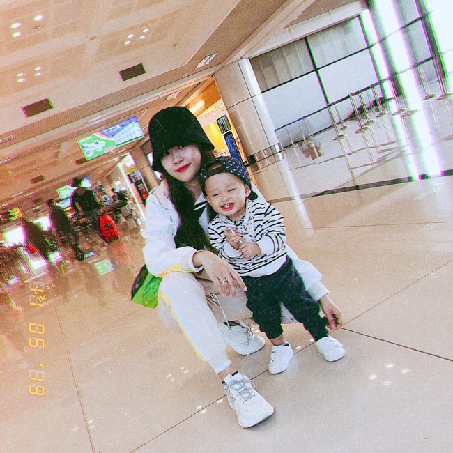 Vợ Nhật Anh Trắng - hot mom Trang Đinh "khoe" thực đơn ăn dặm cực bắt mắt làm cho con trai 13 tháng tuổi khiến cư dân mạng trầm trồ - Ảnh 1. Vợ Nhật Anh Trắng - hot mom Trang Đinh "khoe" thực đơn ăn dặm cực bắt mắt làm cho con trai 13 tháng tuổi khiến cư dân mạng trầm trồ - Ảnh 1.