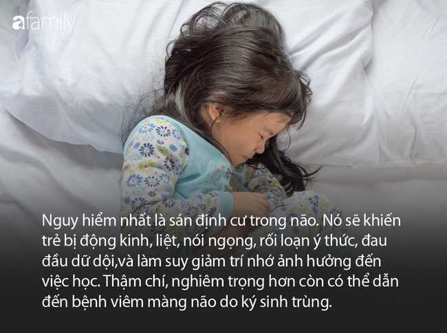 Thấy con thường bầm tím ở chân tay không rõ nguyên nhân, gia đình &quot;ngã ngửa&quot; khi nghe bác sĩ thông báo con bị nhiễm sán dây lợn - Ảnh 2.