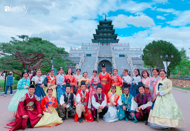 Những ngày nghỉ Tết, giới trẻ có xu hướng du lịch tăng cao, nhiều tour "cháy" phòng - Ảnh 5. Những ngày nghỉ Tết, giới trẻ có xu hướng du lịch tăng cao, nhiều tour "cháy" phòng - Ảnh 5.