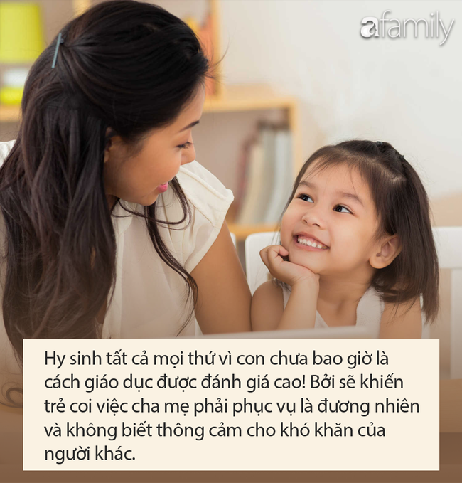 Mẹ ăn mì 5 đồng còn con chọn suất đặc biệt 58 đồng: Khi sự hy sinh của phụ huynh không phải cách giáo dục được đánh giá cao - Ảnh 3.