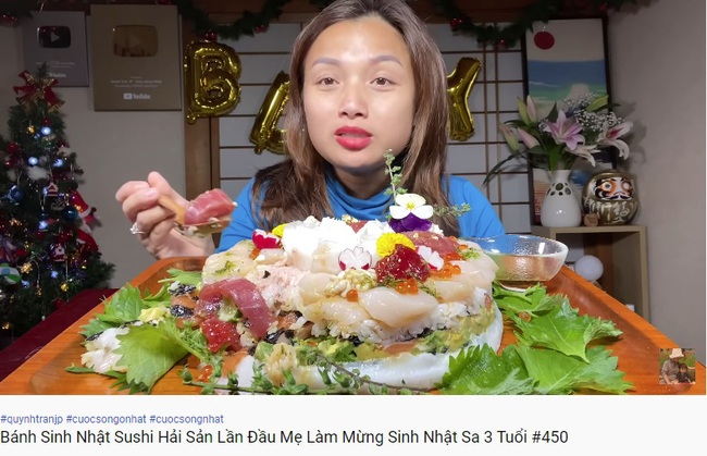 Quỳnh Trần JP chơi lớn làm nguyên chiếc bánh gato sushi hải sản mừng sinh nhật Sa 3 tuổi, nghe tiết lộ mức giá mà hơi &quot;choáng&quot; - Ảnh 4.