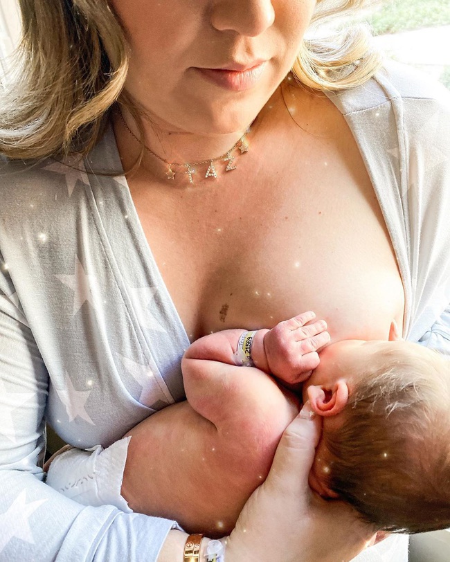Mẹ trẻ xì-trét vì bỗng dưng mất sữa, chuyên gia gợi ý tuyệt chiêu gọi sữa mẹ về hiệu quả nhanh chóng - Ảnh 1.