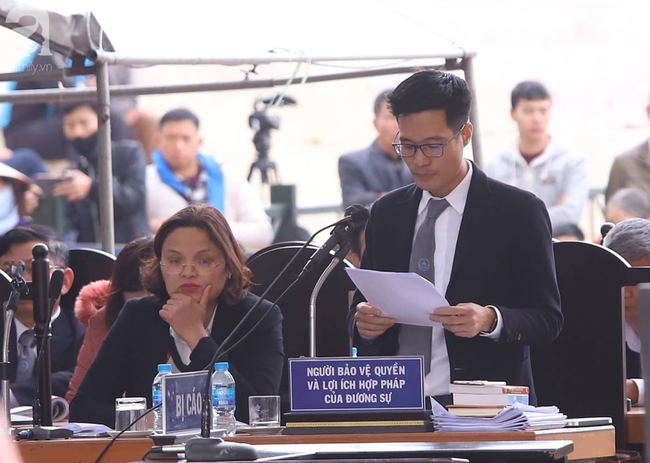 Xét xử ngày thứ 2 vụ nữ sinh giao gà Điện Biên bị sát hại: Luật sư đại diện đưa ra bằng chứng xin giảm hình phạt tử hình cho các bị cáo - Ảnh 1.