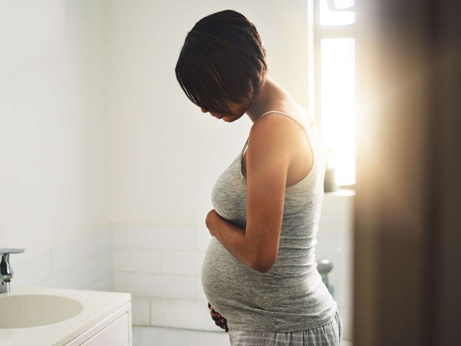 8 năm kết hôn mãi không có con, nàng công sở "tình một đêm" với sếp liền dính bầu: "Tôi phải làm sao đây?" - Ảnh 1.