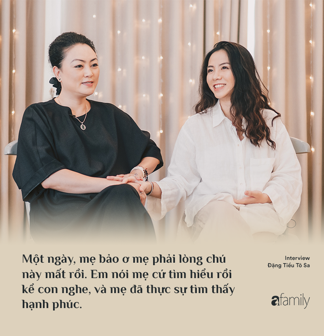 Đặng Tiểu Tô Sa - con gái cưng của cô Hiệu phó Văn Thùy Dương: Hành trình trưởng thành theo mẹ từ đổ vỡ hôn nhân cho đến hạnh phúc viên mãn sau 21 năm ròng - Ảnh 8. Đặng Tiểu Tô Sa - con gái cưng của cô Hiệu phó Văn Thùy Dương: Hành trình trưởng thành theo mẹ từ đổ vỡ hôn nhân cho đến hạnh phúc viên mãn sau 21 năm ròng - Ảnh 8.