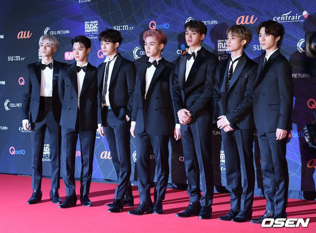 Thảm đỏ MAMA 2019: Sự đổ bộ của các tên tuổi lớn của làng nhạc Kpop, Cổ Lực Na Trát đẹp xuất sắc "chặt chém" dàn sao Hàn - Ảnh 6. Thảm đỏ MAMA 2019: Sự đổ bộ của các tên tuổi lớn của làng nhạc Kpop, Cổ Lực Na Trát đẹp xuất sắc "chặt chém" dàn sao Hàn - Ảnh 6.
