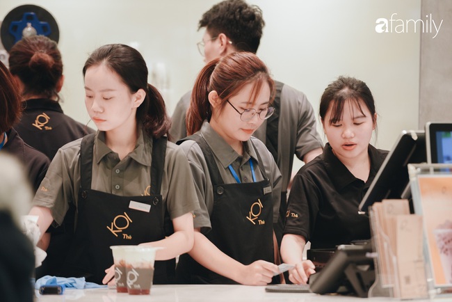 Vừa ra mắt cửa hàng đầu tiên tại Aeon Mall Hà Đông, trà sữa trứ danh KOI Thé đã &quot;cháy hàng&quot; - Ảnh 5.