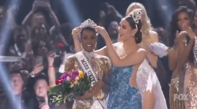 Chung kết Miss Universe 2019: Đại diện đến từ Nam Phi chính thức trở thành tân Hoa hậu Hoàn vũ - Ảnh 2.