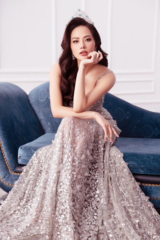 Hoa hậu Du lịch Toàn cầu 2019 - Diệu Linh đẹp kiêu hãnh trong bộ ảnh chào xuân - Ảnh 1.