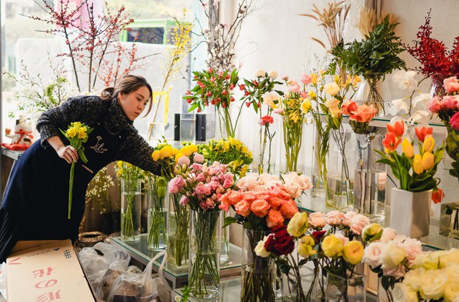 Ngắm các loài hoa nhập khẩu độc lạ, xinh xắn khiến đại gia Hà Nội sẵn sàng chi hàng chục triệu về chơi Tết - Ảnh 28.
