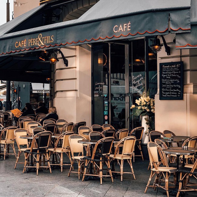 Văn hóa cafe vỉa hè ở kinh đô ánh sáng Paris có gì độc đáo hơn so với cafe bệt Hà Nội, Sài Gòn?  - Ảnh 4.
