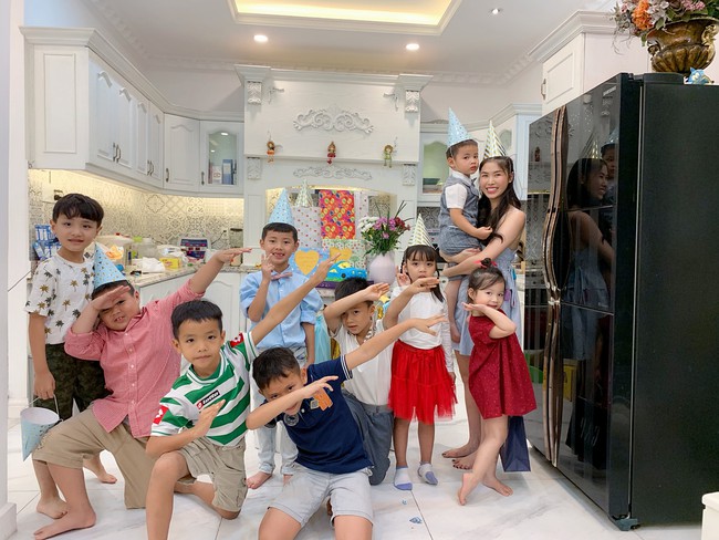 Vợ chồng Đăng Khôi - Thủy Anh tổ chức sinh nhật cho con trai cưng đúng ngày Valentine - Ảnh 5. Vợ chồng Đăng Khôi - Thủy Anh tổ chức sinh nhật cho con trai cưng đúng ngày Valentine - Ảnh 5.