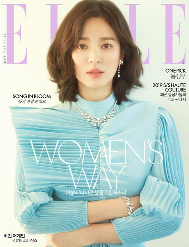 Khi Kbiz ầm ĩ vì tin đồn ly hôn, Song Hye Kyo chỉ thả nhẹ bộ ảnh tạp chí lộng lẫy và tâm sự về điều quan trọng này - Ảnh 1.